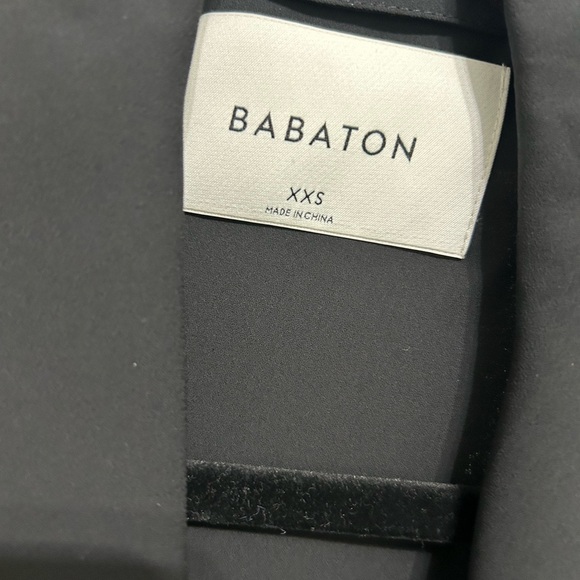 Aritzia Babaton Flowy Jacket - Picture 3 of 5